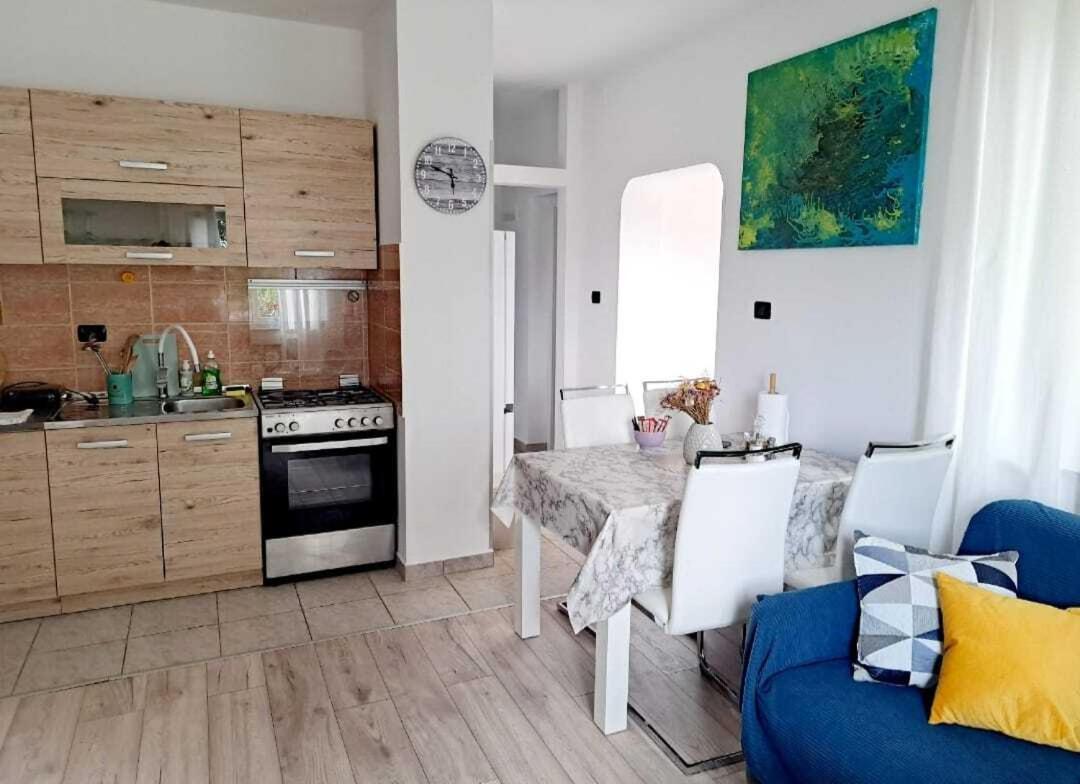 Apartman Melita Galižana Extérieur photo